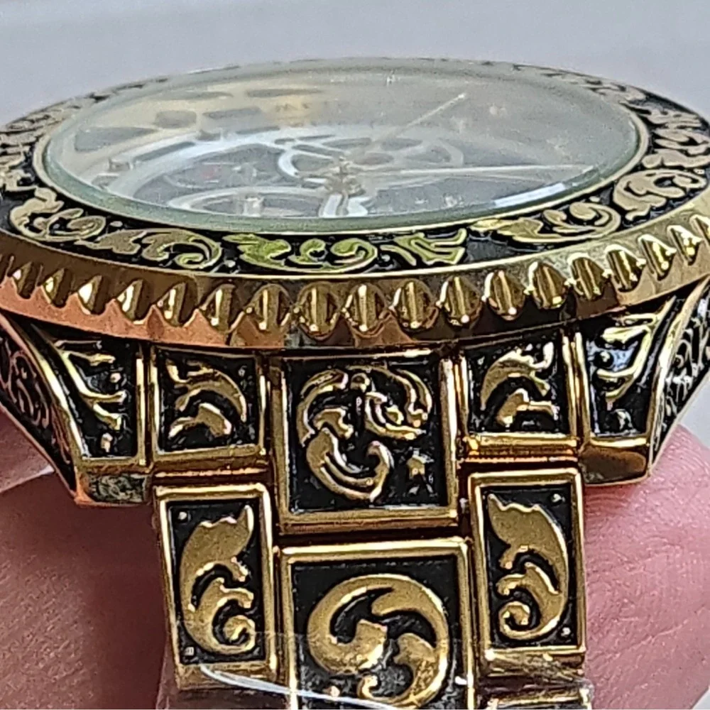 NWOB WLISTH Automatic Skeleton Watch. Gold/Black,SS Case & Strap.